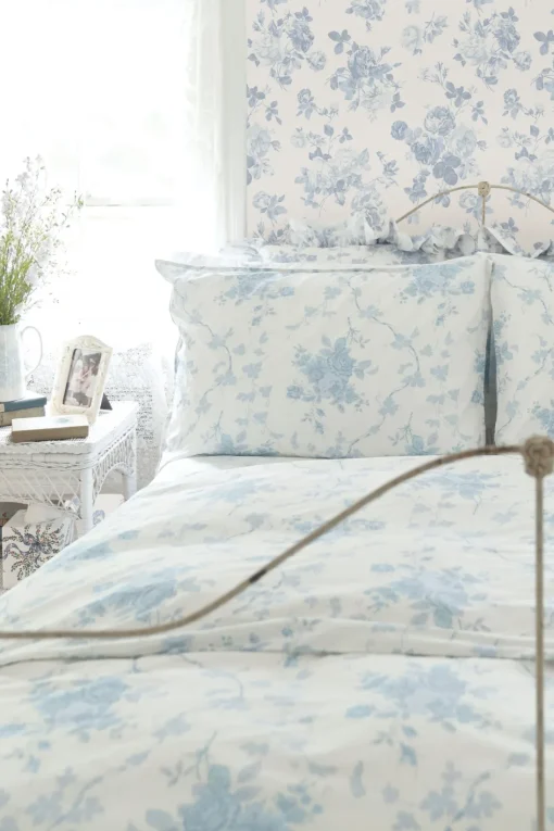 LoveShackFancy Everblooming Rosettes Wallpaper