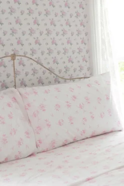 LoveShackFancy Ikat Rose Wallpaper